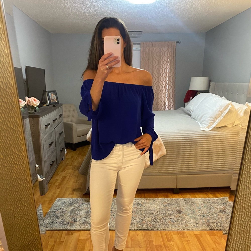 Off the shoulder 3/4 sleeve top